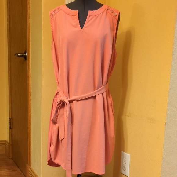 New York & Company Dresses & Skirts - New York & Company Sleeveless Coral Dress with Belt, sz L